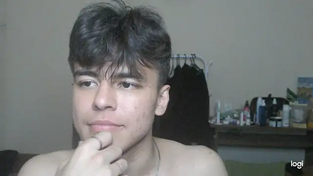 ToddWarren live sex cam