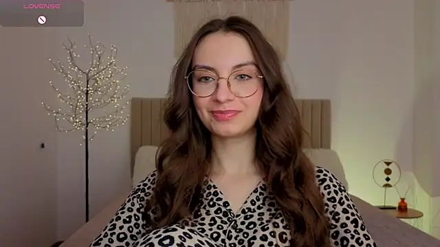 Real_cutie1 webcam