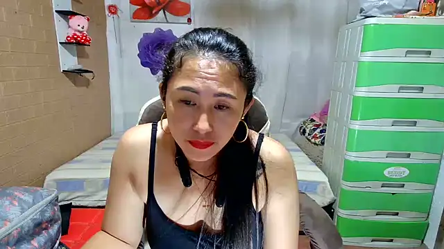 Filipina_Desire webcam