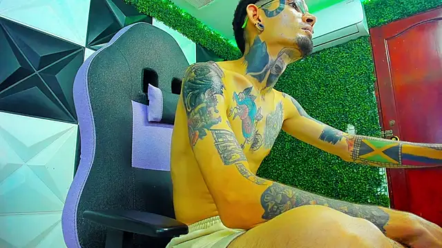 Boy_tatto77 webcam