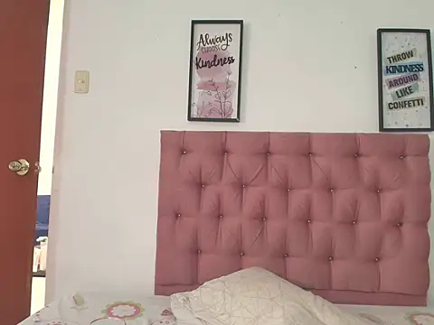 Sweet_Scarlett_ webcam
