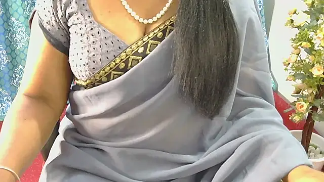 Mallu_Manisha