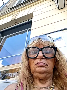 sissysexy2026 webcam