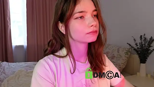 Evi_Brook webcam