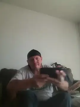 yourMasterisBored webcam