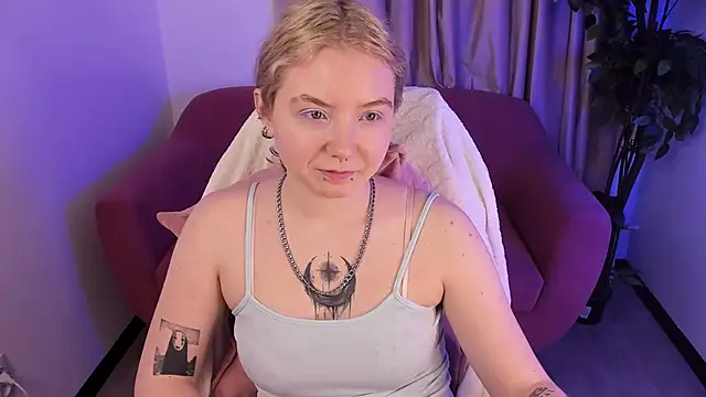 LycorisRed webcam