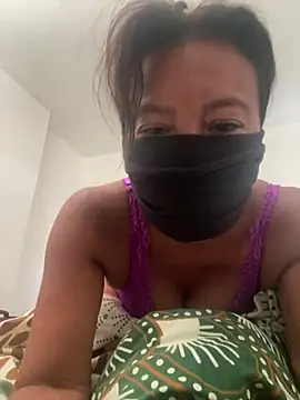CamGirlBootyToes webcam