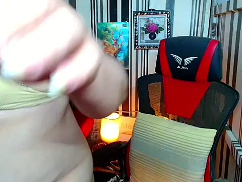 tsyummycock4u (Ask my age) - LETS CUMM TOGETHER WITH ME