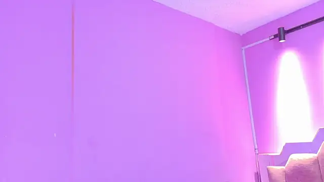 LoveQueen2 webcam