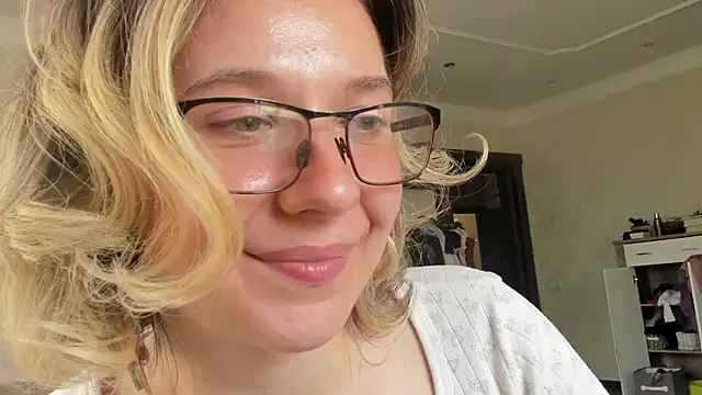 Lilith_lutherlow webcam