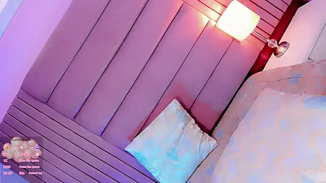 Camille_deluxe webcam
