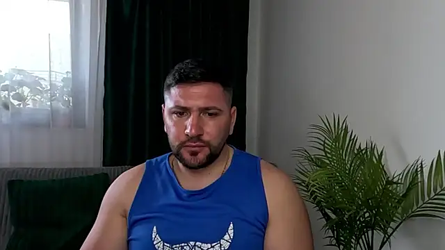 Gold_Alpha_Boy webcam