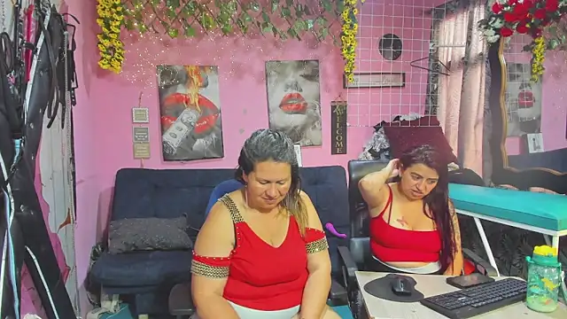 lesbiancuple webcam