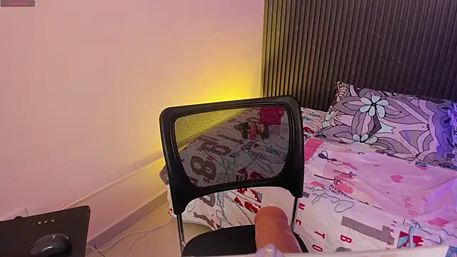 karola_cute_ webcam