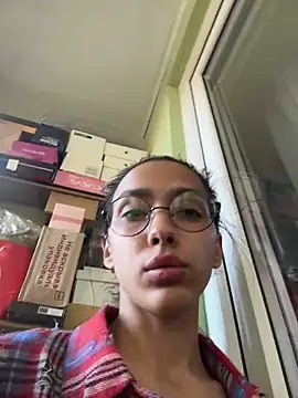 LeslyJouretdy webcam