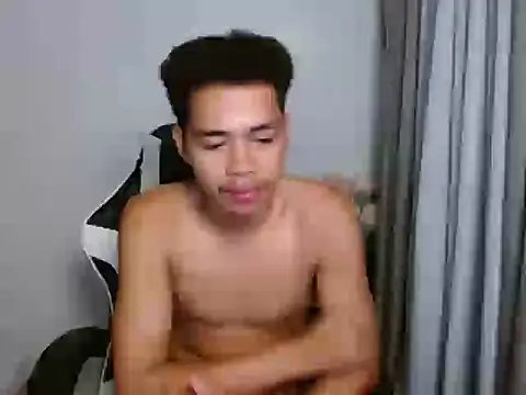 curlyasian_njxx webcam