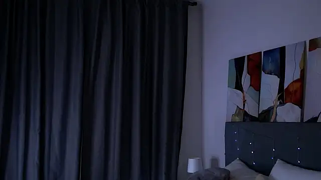 NelleMihalko webcam