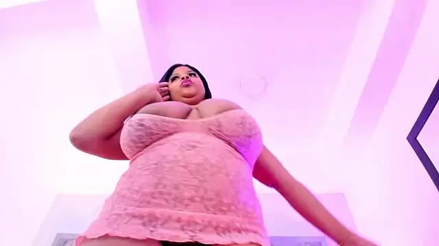 Ciara_Benet webcam