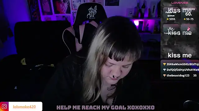 Bdsm_and_fries webcam