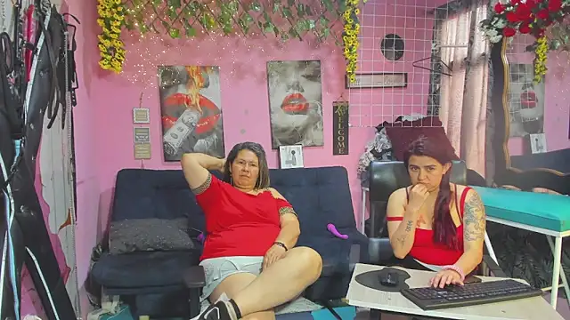 lesbiancuple webcam