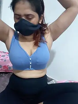 Aarti909090 webcam