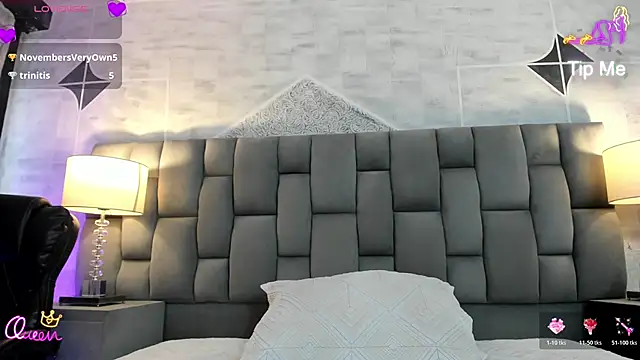 CarolineFyre webcam