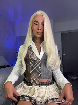 miss_tatiana_'s live cam