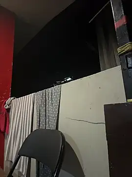 ItsmeNikitaDragon webcam