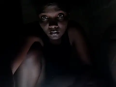 sexyleah25 webcam