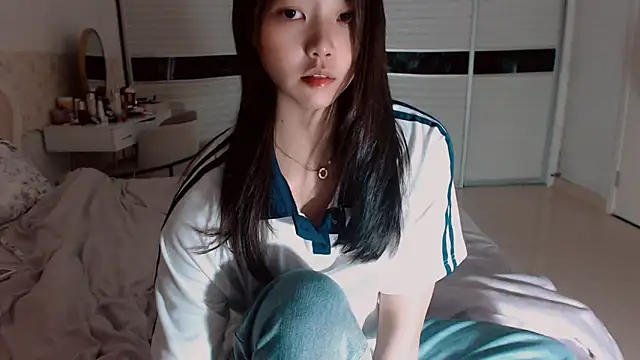 Miu1_girl live sex cam