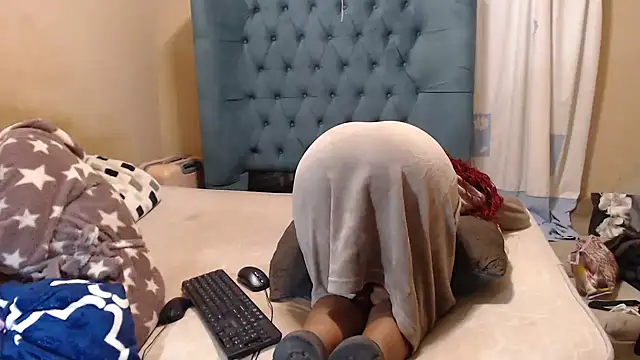 EbonyEssence webcam
