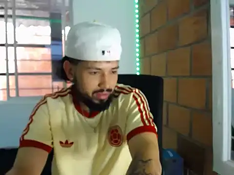 camilorestrepo77 webcam