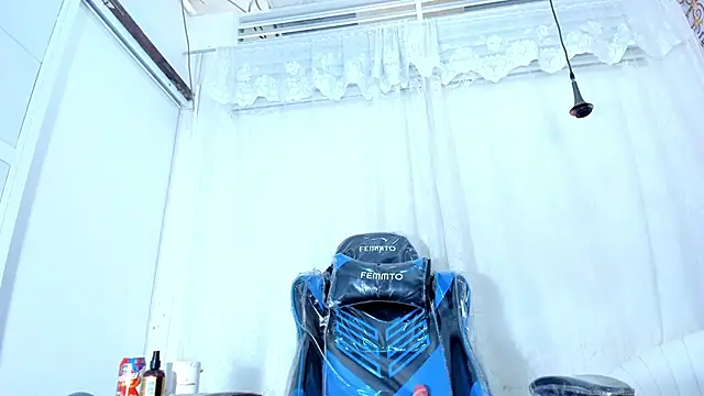 Cleopatra_Trans webcam