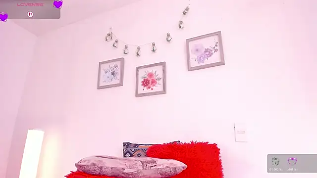 mely_rosse_ webcam