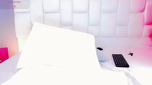 Kisses_Sophia live cam