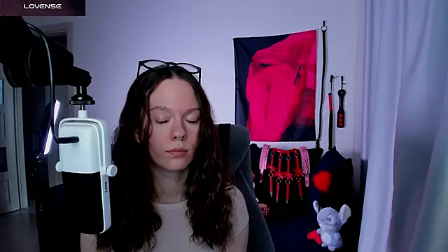 Vulgar_Tamer webcam