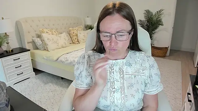 Vika73 webcam