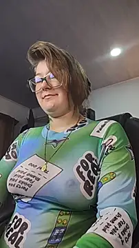 HunnyyLove webcam