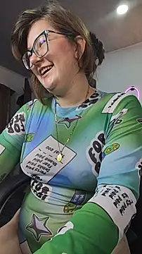 HunnyyLove webcam