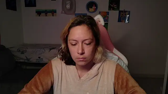 MommyMiaWs webcam