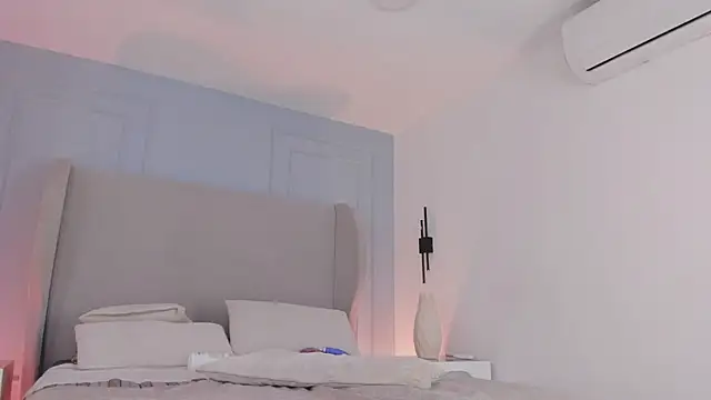 chloe_d webcam