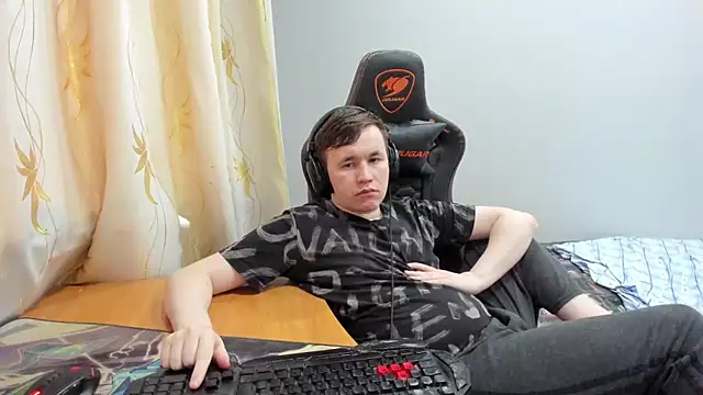 iliaskrislove webcam