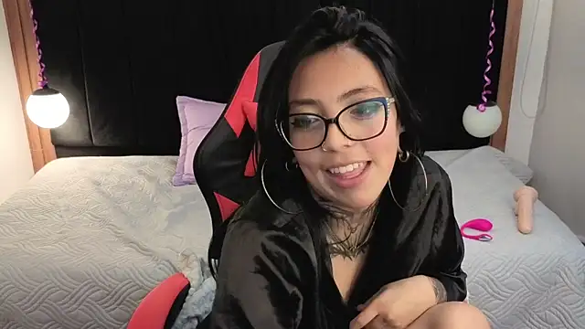 LiaMonroee_ webcam