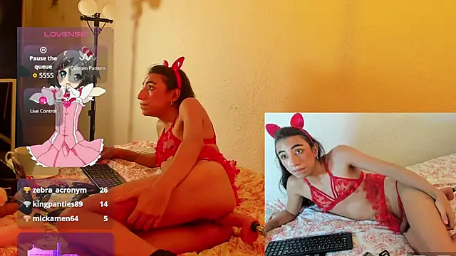 VALERIAQUEENTS__ webcam