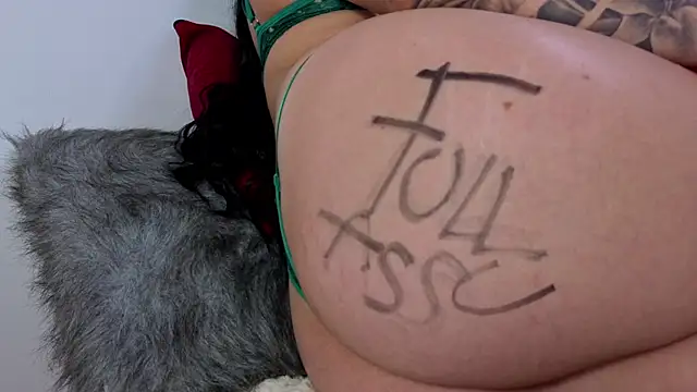 Julieta-Horny- webcam