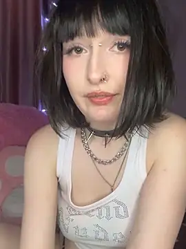virusDoll webcam