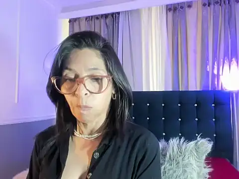 lena_gray webcam