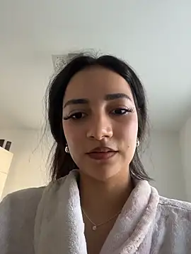 EmmyBullockk webcam