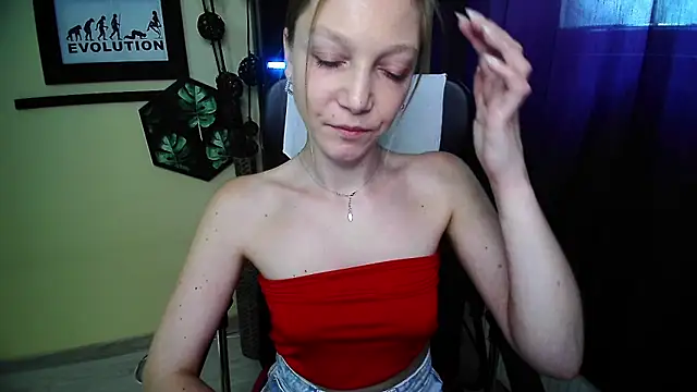 EmillyPlay webcam