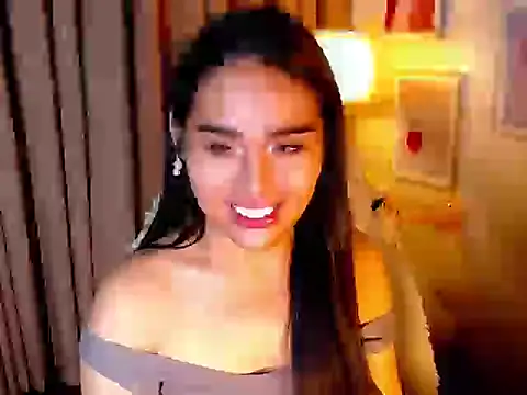 urmidnightcravingsxx webcam